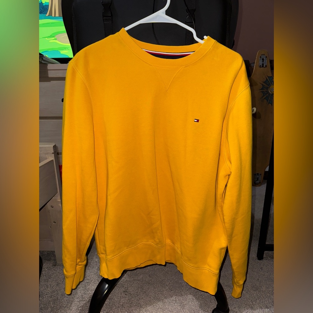 Yellow Tommy Hilfiger crewneck sweater